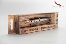 Lade das Bild in den Galerie-Viewer, German Wobbler Agent 001